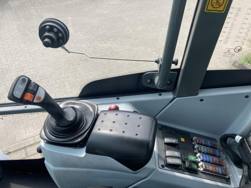 Kramer KL 25.5 - Chargeuse sur pneus: photos 2 Kramer KL 25.5 - Chargeuse sur pneus: photos 2