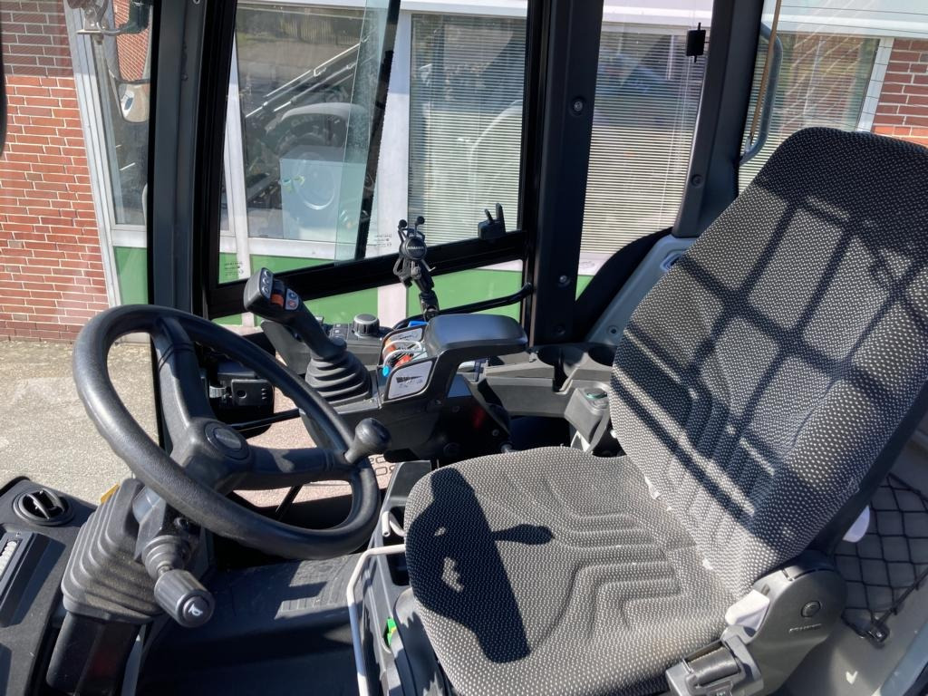 Kramer KL 70.8 - Chargeuse sur pneus: photos 4 Kramer KL 70.8 - Chargeuse sur pneus: photos 4