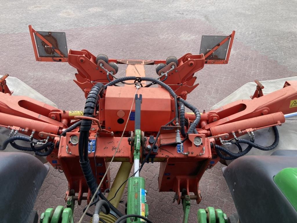 Kuhn GMD 883 - Faucheuse: photos 4 Kuhn GMD 883 - Faucheuse: photos 4