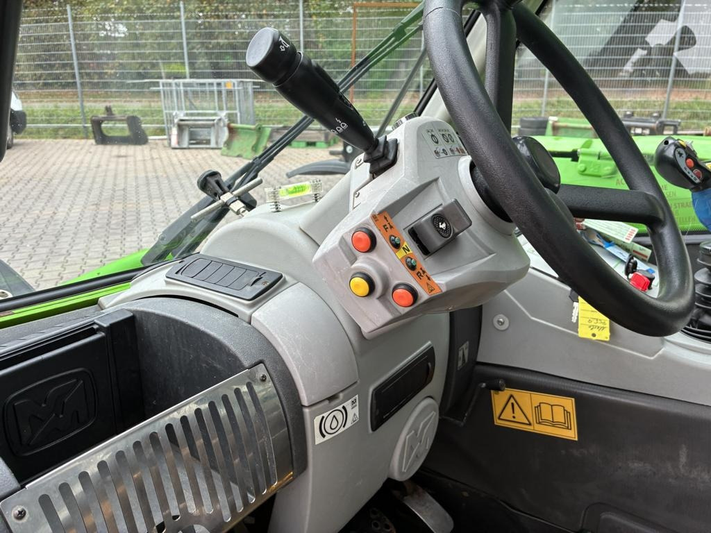 Merlo P32.6 Top 100 - Chargeuse: photos 4 Merlo P32.6 Top 100 - Chargeuse: photos 4