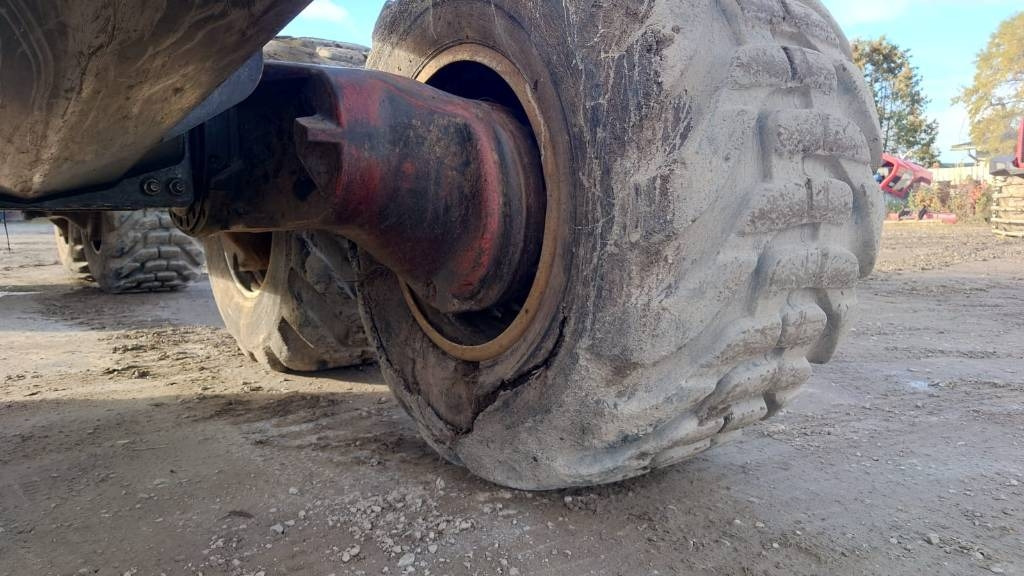 Komatsu 845 - Porteur: photos 4 Komatsu 845 - Porteur: photos 4