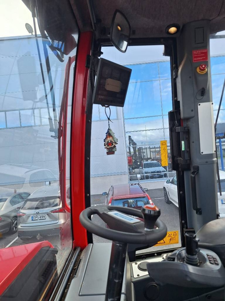 Porteur Komatsu 875: photos 7 Porteur Komatsu 875: photos 7