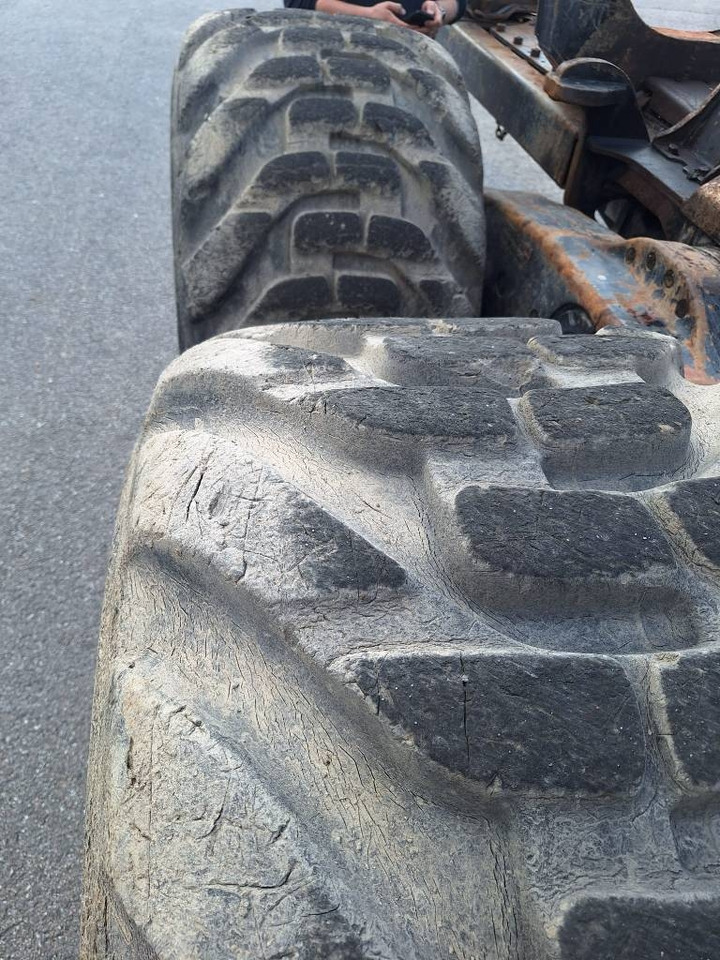 Porteur Komatsu 875: photos 13 Porteur Komatsu 875: photos 13