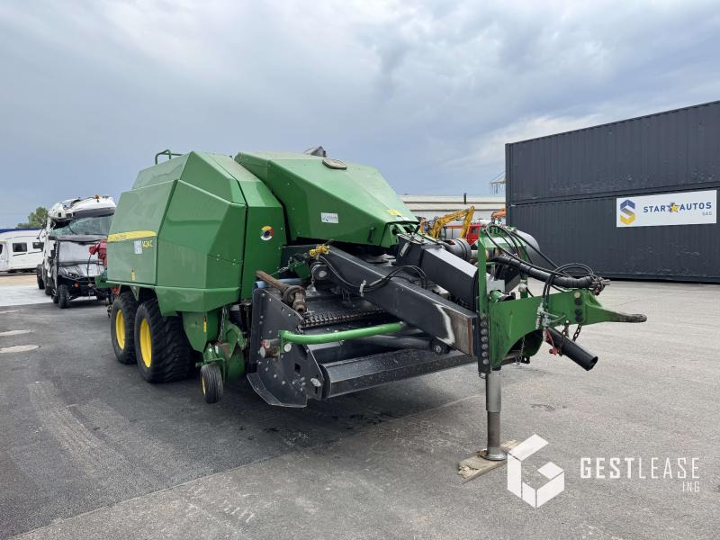 John Deere 1424H - Presse à balles cubiques: photos 4 John Deere 1424H - Presse à balles cubiques: photos 4