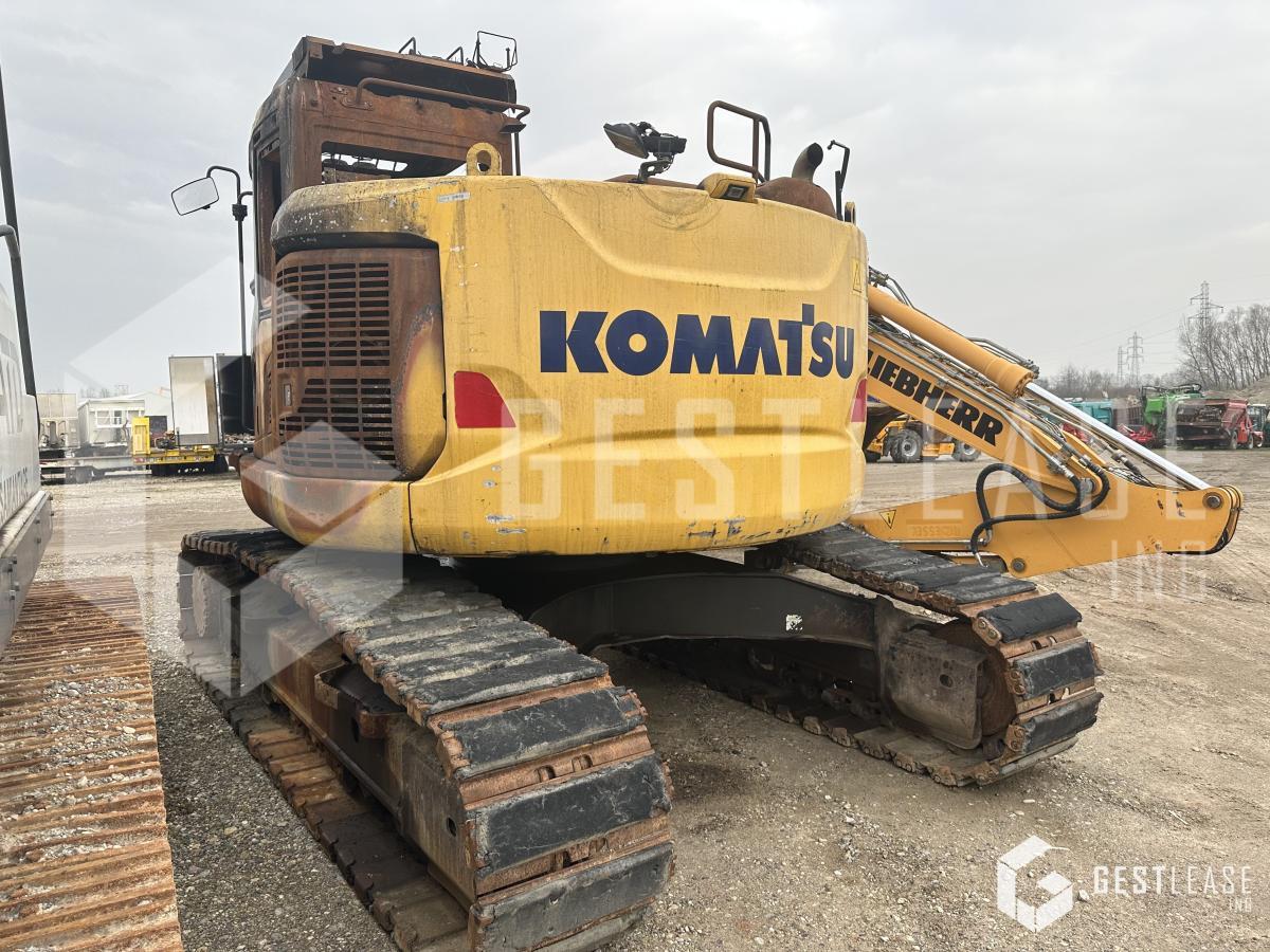 Komatsu PC228USLC-10 - Pelle sur chenille: photos 2 Komatsu PC228USLC-10 - Pelle sur chenille: photos 2