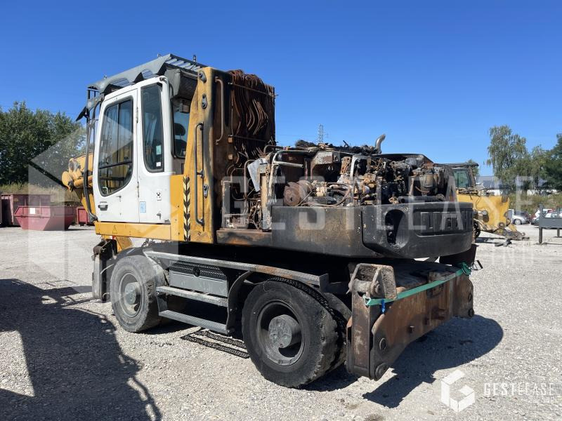 Liebherr A316 - Pelle sur pneus: photos 2 Liebherr A316 - Pelle sur pneus: photos 2