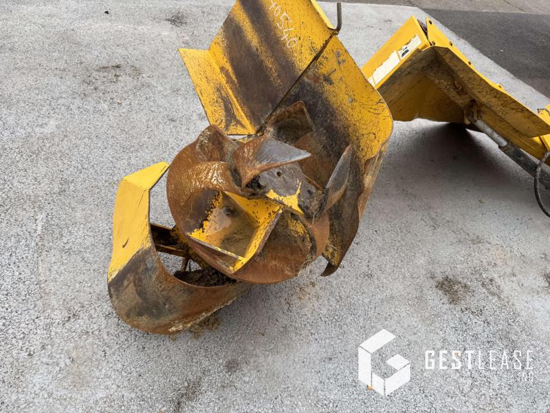 AGRAM D2401 - Machine agricole: photos 1 AGRAM D2401 - Machine agricole: photos 1