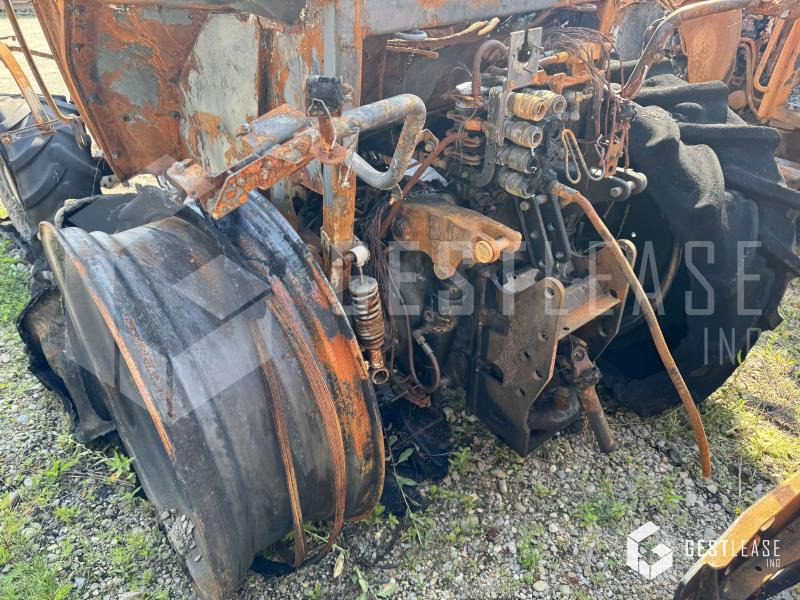 Massey Ferguson 5711 S - Tracteur agricole: photos 3 Massey Ferguson 5711 S - Tracteur agricole: photos 3