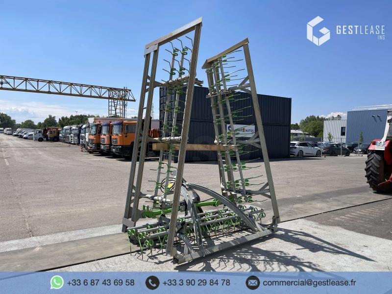 ZOCON GREENKEEPER G08 - Herse étrille: photos 3 ZOCON GREENKEEPER G08 - Herse étrille: photos 3
