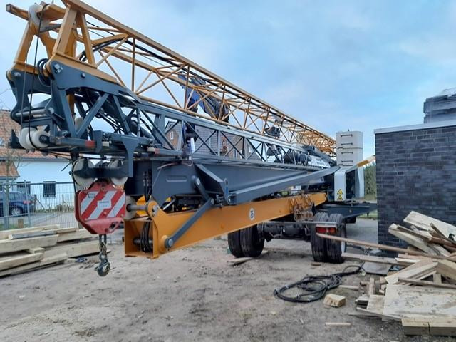 Liebherr L1-24 - Grue à tour: photos 3 Liebherr L1-24 - Grue à tour: photos 3