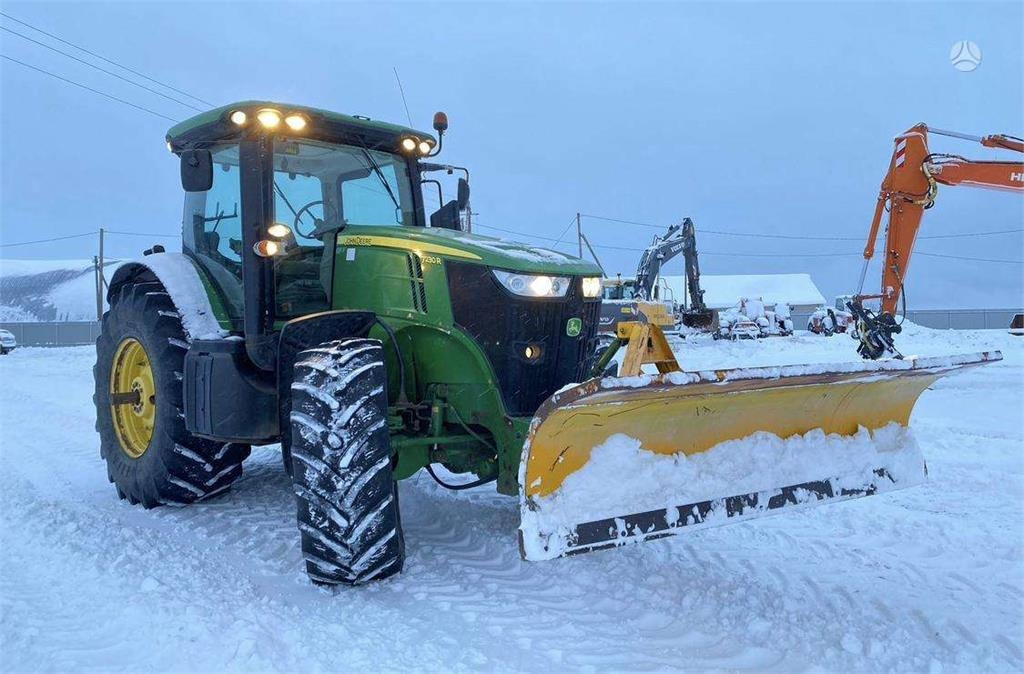 Bassi 2.70 m - Lame à neige pour Machine agricole: photos 1 Bassi 2.70 m - Lame à neige pour Machine agricole: photos 1