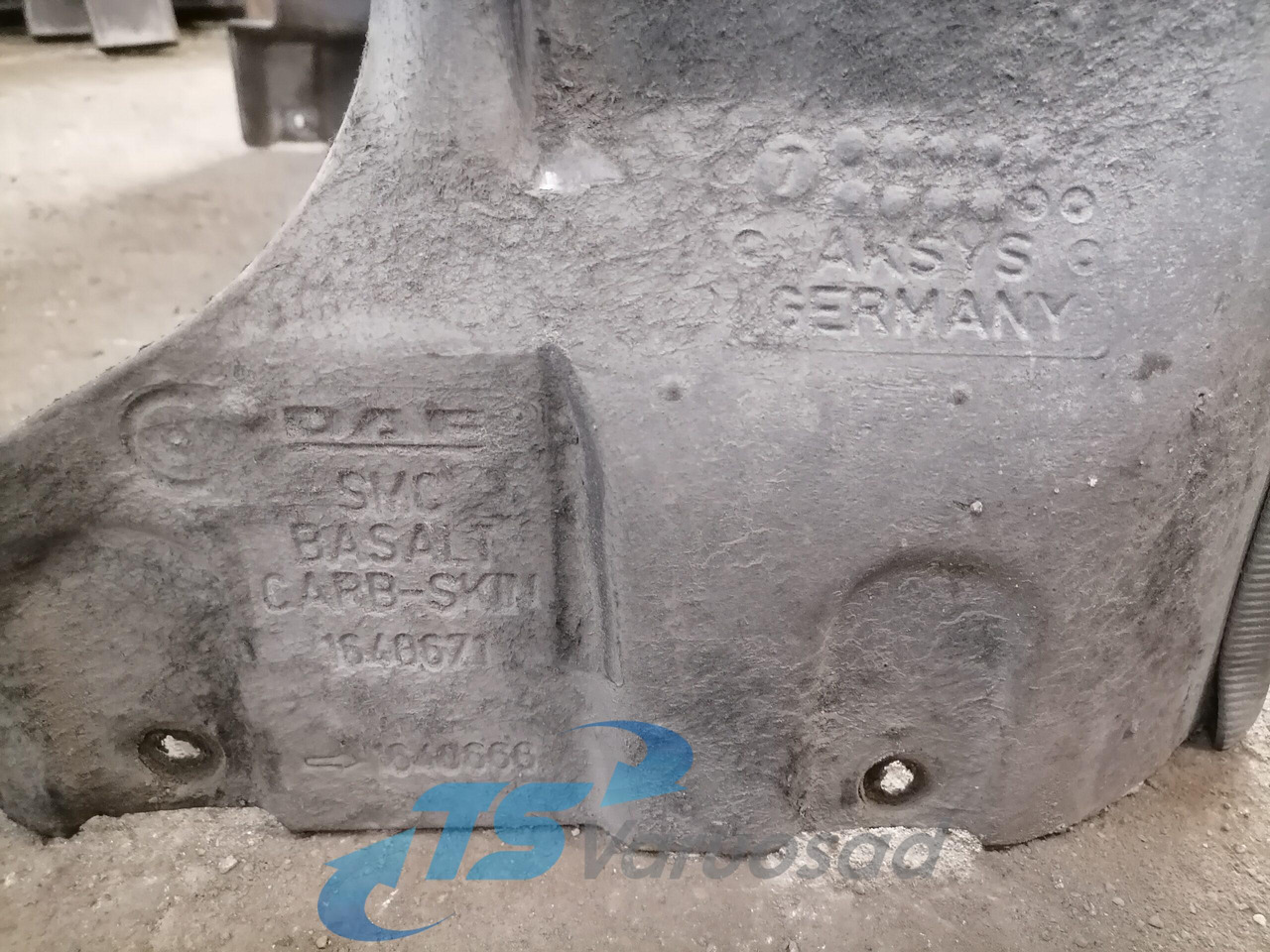 Pièce universelle pour Camion DAF Noise reduction mat under the cab 1683842: photos 7