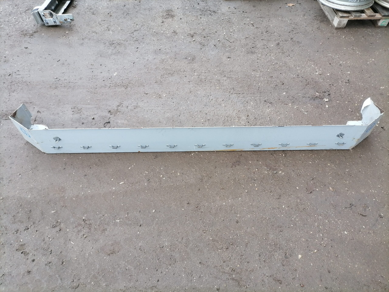 KRONE Haaagise otsatala - Pièce universelle pour Camion: photos 3 KRONE Haaagise otsatala - Pièce universelle pour Camion: photos 3