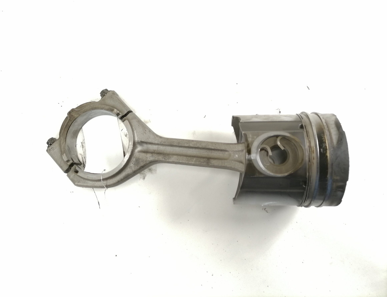 MAN Connecting rod + piston 51024006030 - Pistons/ Anneaux/ Manchons pour Camion: photos 2 MAN Connecting rod + piston 51024006030 - Pistons/ Anneaux/ Manchons pour Camion: photos 2