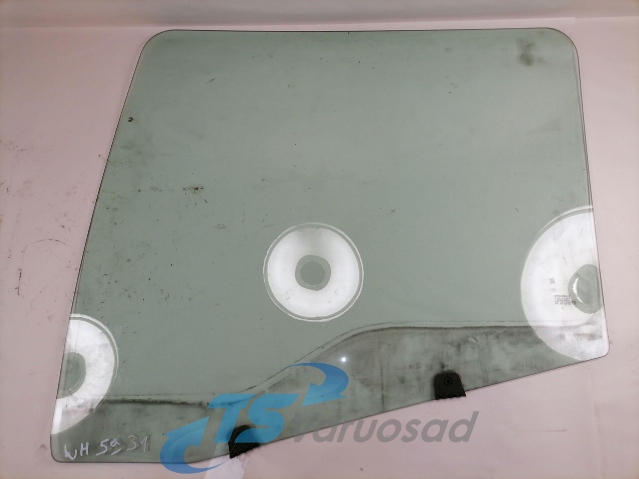 MAN Küljeklaas, parem 81626450032 - Fenêtre et pièces pour Camion: photos 2 MAN Küljeklaas, parem 81626450032 - Fenêtre et pièces pour Camion: photos 2