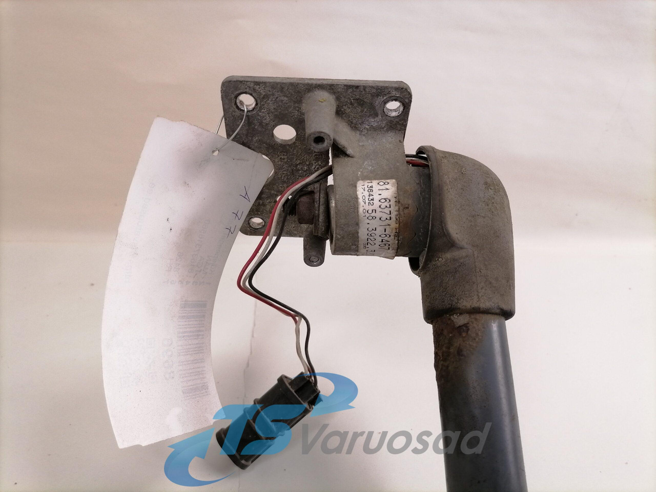 MAN Küljepeegel, parem 81637316560 - Rétroviseur pour Camion: photos 3 MAN Küljepeegel, parem 81637316560 - Rétroviseur pour Camion: photos 3