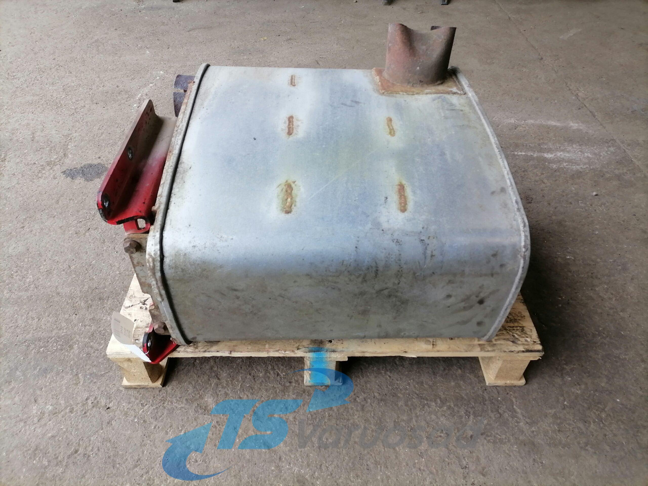 MAN Muffler 81151010346 - Silencieux pour Camion: photos 4 MAN Muffler 81151010346 - Silencieux pour Camion: photos 4