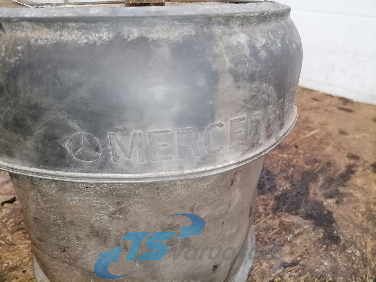 Mercedes-Benz Air suspension A9603201817 - Suspension pneumatique pour Camion: photos 4 Mercedes-Benz Air suspension A9603201817 - Suspension pneumatique pour Camion: photos 4