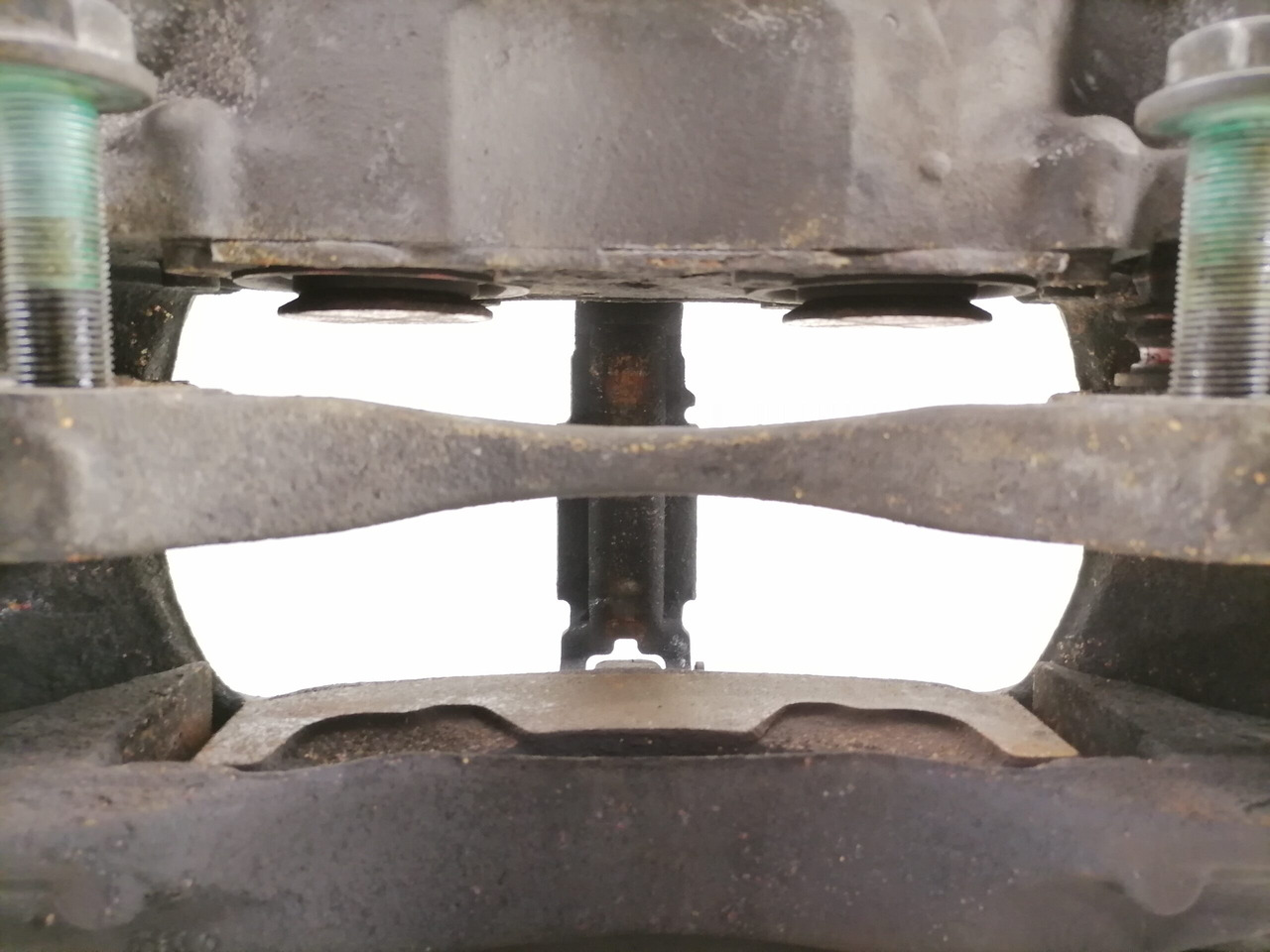 Mercedes-Benz Brake caliper A9604200601 - Pièces de frein pour Camion: photos 2 Mercedes-Benz Brake caliper A9604200601 - Pièces de frein pour Camion: photos 2
