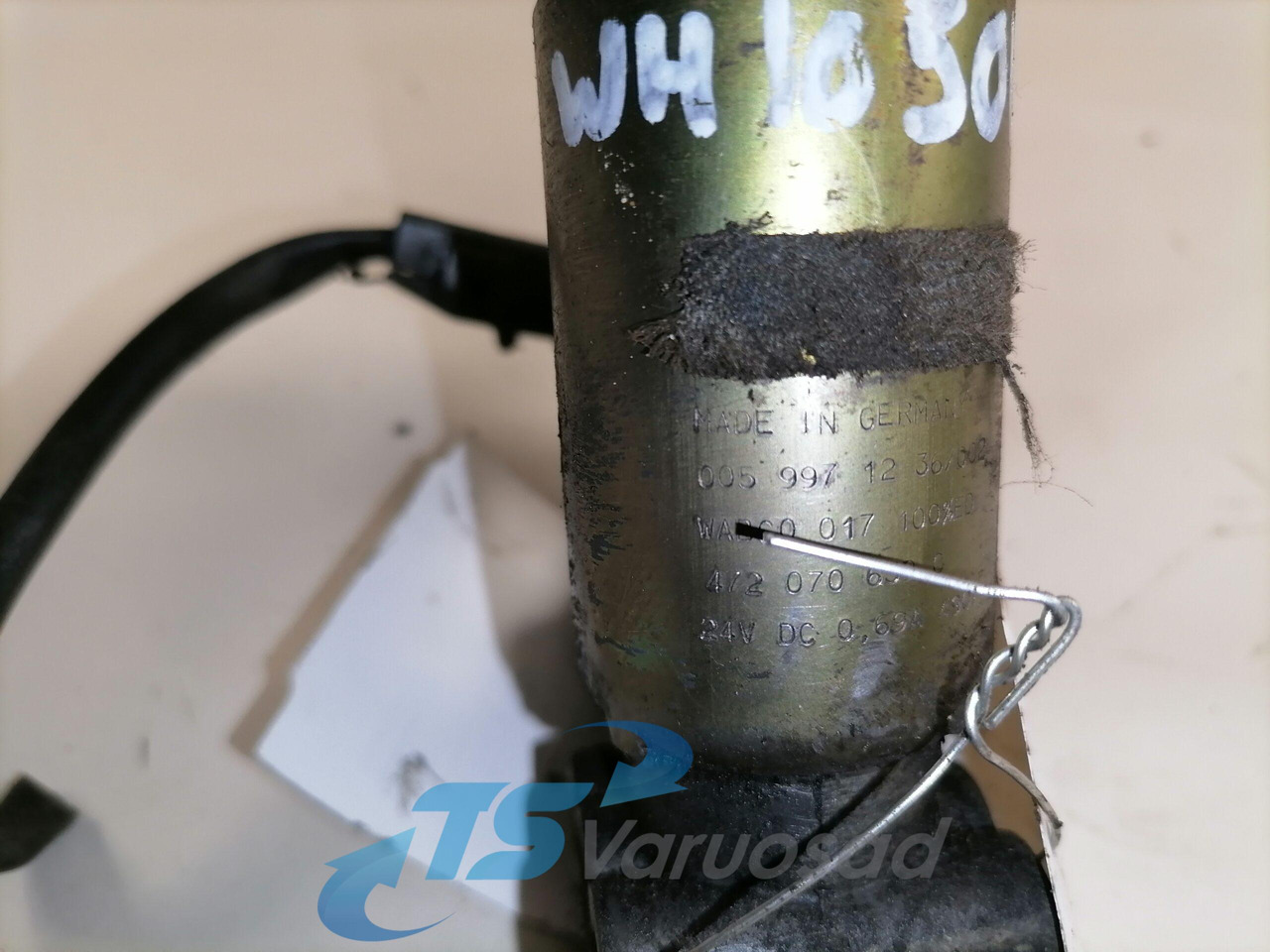 Mercedes-Benz Solenoid valve 0059971236 - Valve de frein pour Camion: photos 3 Mercedes-Benz Solenoid valve 0059971236 - Valve de frein pour Camion: photos 3