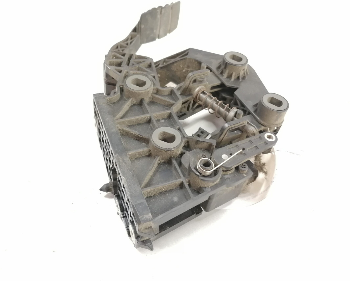 Scania Accelerator pedal 1753411 - Préparation du carburant pour Camion: photos 4 Scania Accelerator pedal 1753411 - Préparation du carburant pour Camion: photos 4