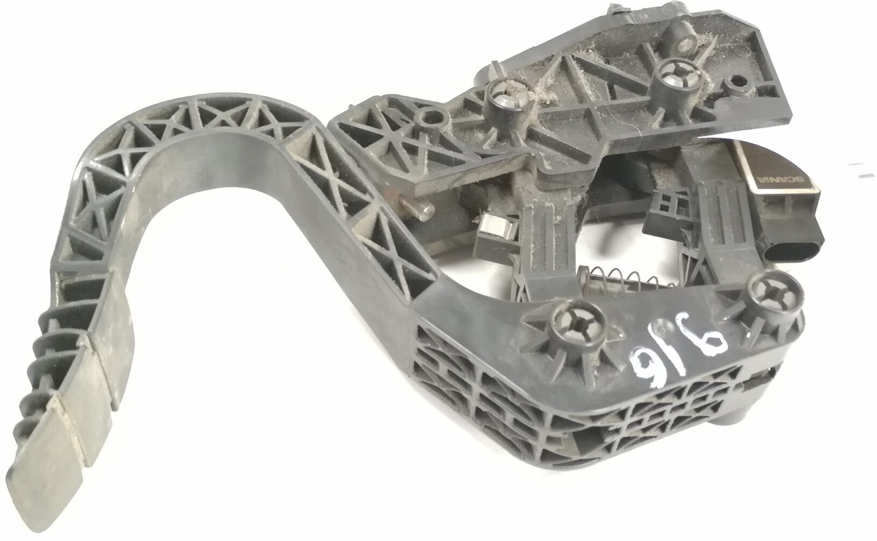 Scania Accelerator pedal 1753411 - Préparation du carburant pour Camion: photos 1 Scania Accelerator pedal 1753411 - Préparation du carburant pour Camion: photos 1
