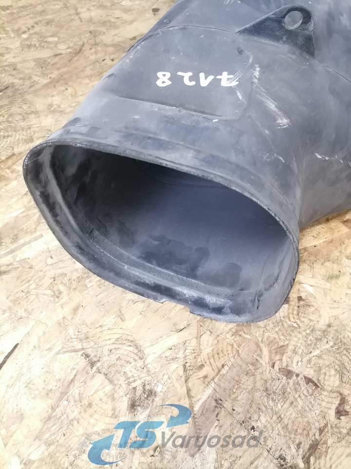 Scania Air intake 1365488 - Système d'admission d'air pour Camion: photos 4 Scania Air intake 1365488 - Système d'admission d'air pour Camion: photos 4