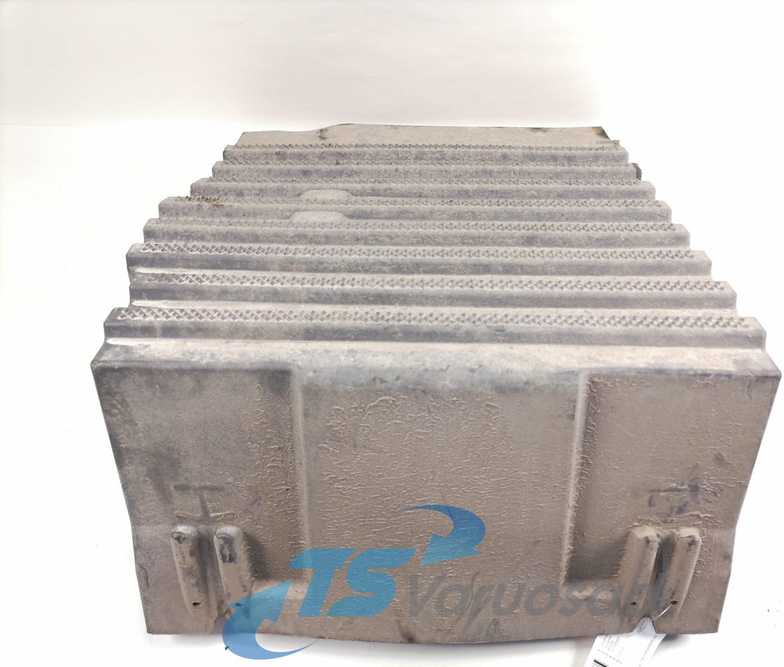 Scania Battery cover 1779507 - Accumulateur pour Camion: photos 3 Scania Battery cover 1779507 - Accumulateur pour Camion: photos 3
