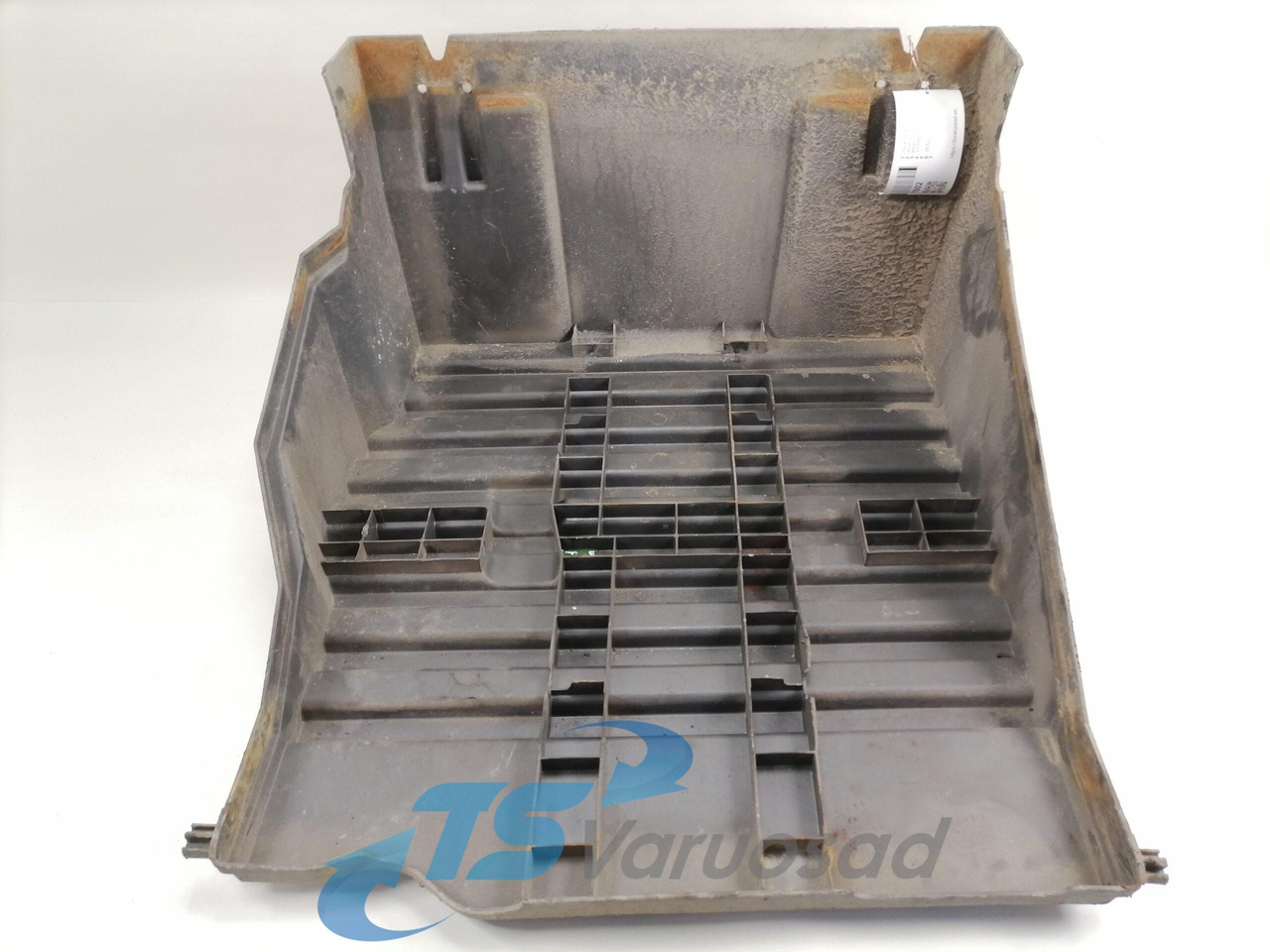 Scania Battery cover 1779507 - Accumulateur pour Camion: photos 5 Scania Battery cover 1779507 - Accumulateur pour Camion: photos 5