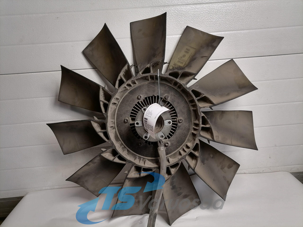 Scania Cooling fan 1763618 - Ventilateur pour Camion: photos 2 Scania Cooling fan 1763618 - Ventilateur pour Camion: photos 2