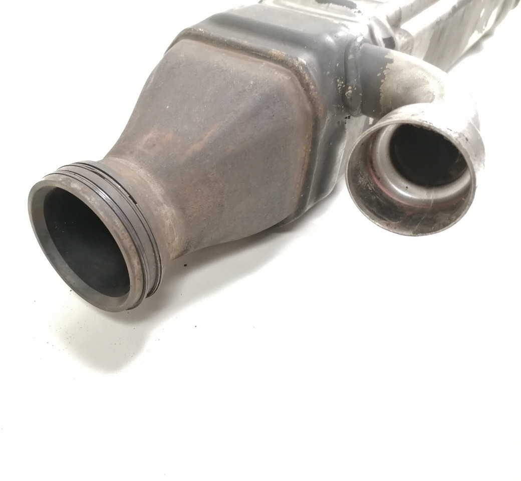 Scania EGR cooler 1795704 - Refroidisseur EGR pour Camion: photos 3 Scania EGR cooler 1795704 - Refroidisseur EGR pour Camion: photos 3