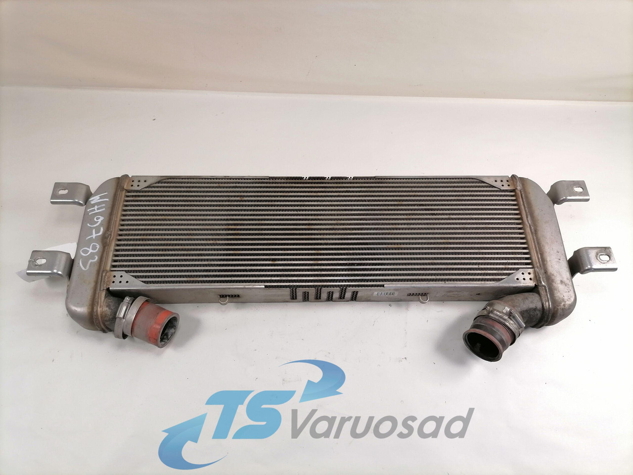 Scania EGR radiator 1785348 - Refroidisseur EGR pour Camion: photos 3 Scania EGR radiator 1785348 - Refroidisseur EGR pour Camion: photos 3