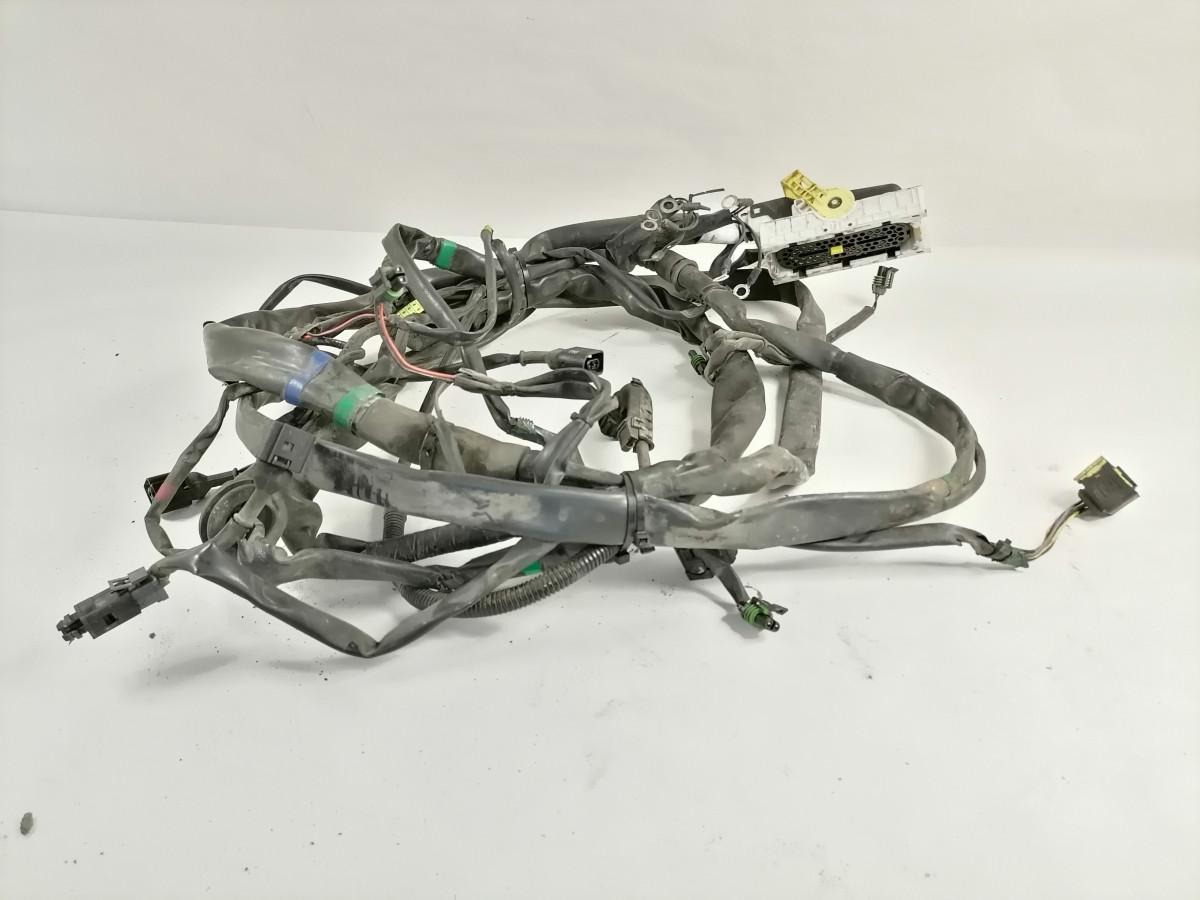 Scania Esitulede juhtmestik 2096393 - Pièce universelle pour Camion: photos 3 Scania Esitulede juhtmestik 2096393 - Pièce universelle pour Camion: photos 3