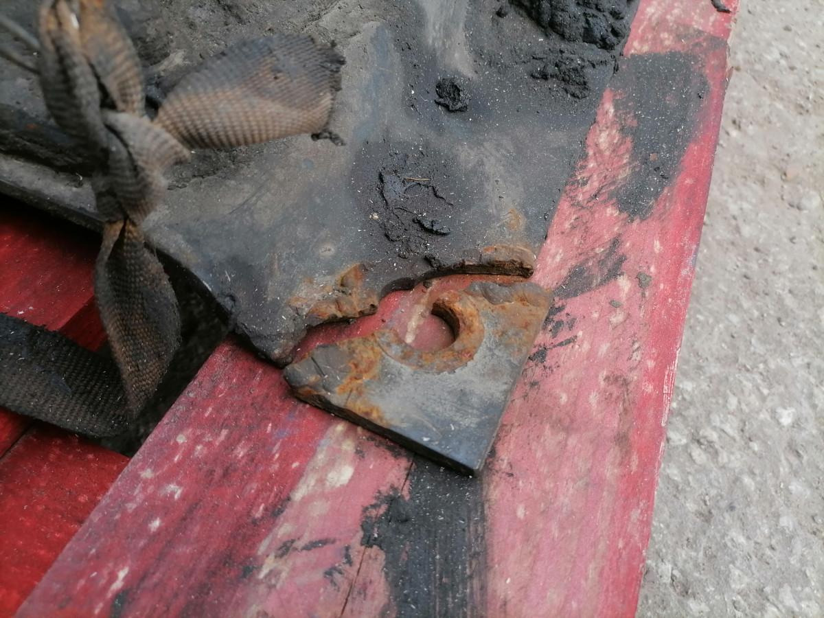 Scania Fifht wheel 1353631 - Sellette d'attelage pour Camion: photos 5 Scania Fifht wheel 1353631 - Sellette d'attelage pour Camion: photos 5