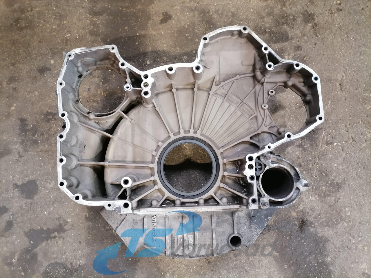 Scania Flywheel housing 1520268 - Volant moteur pour Camion: photos 4 Scania Flywheel housing 1520268 - Volant moteur pour Camion: photos 4