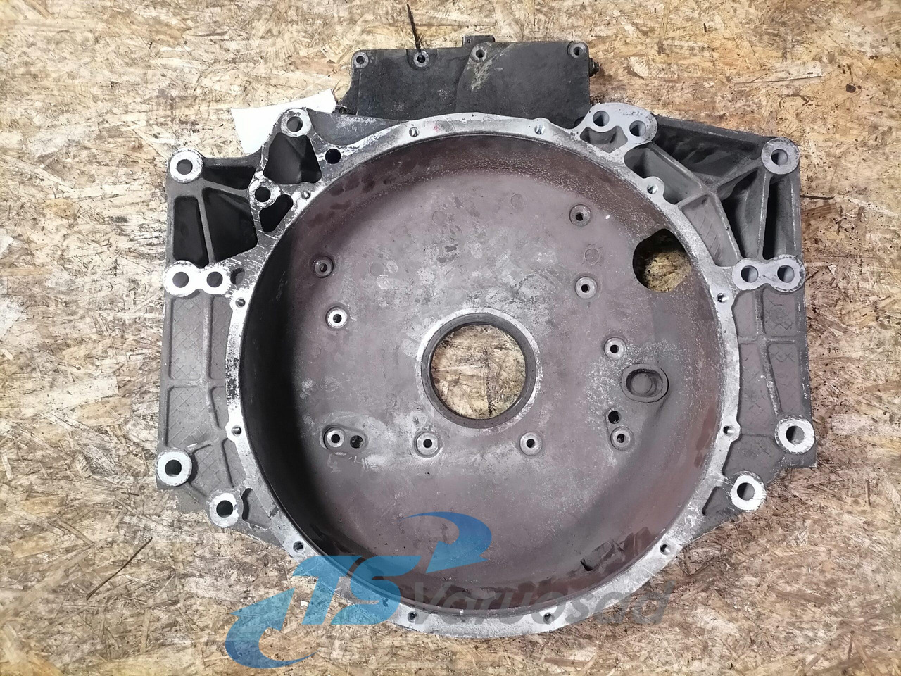 Scania Flywheel housing 51.01401-3228 - Volant moteur pour Camion: photos 2 Scania Flywheel housing 51.01401-3228 - Volant moteur pour Camion: photos 2