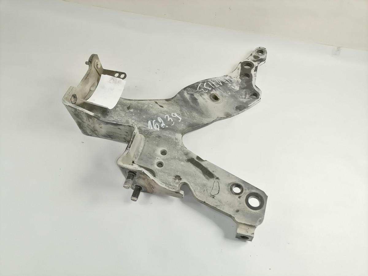 Scania Front bumper carrier 1802161 - Pare-chocs pour Camion: photos 2 Scania Front bumper carrier 1802161 - Pare-chocs pour Camion: photos 2