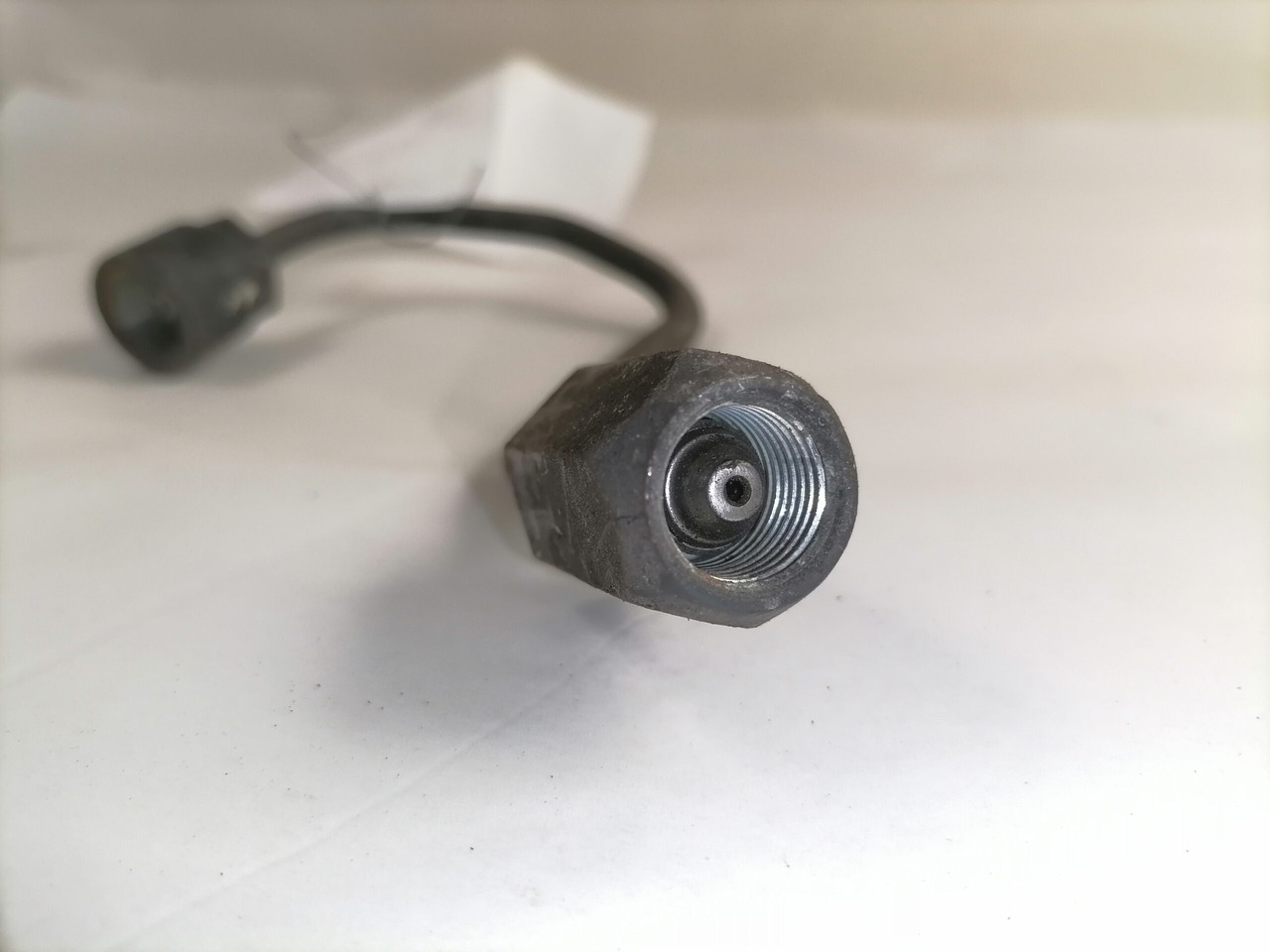 Scania Fuel pipe 1879503 - Préparation du carburant pour Camion: photos 3 Scania Fuel pipe 1879503 - Préparation du carburant pour Camion: photos 3