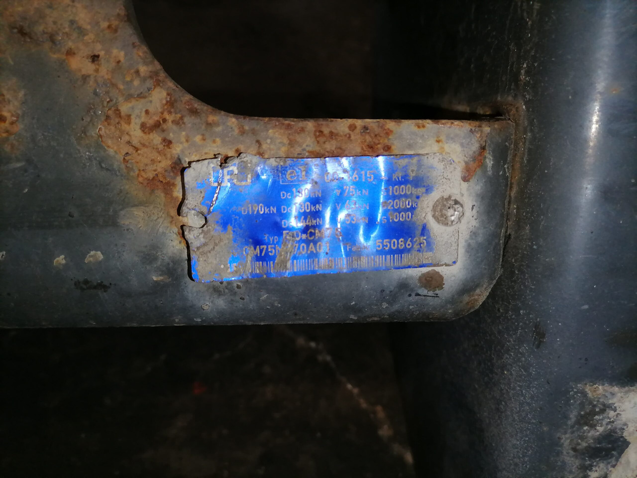 Scania Haakeseadme kinnitusraam CM75N770A01 - Sellette d'attelage pour Camion: photos 5 Scania Haakeseadme kinnitusraam CM75N770A01 - Sellette d'attelage pour Camion: photos 5