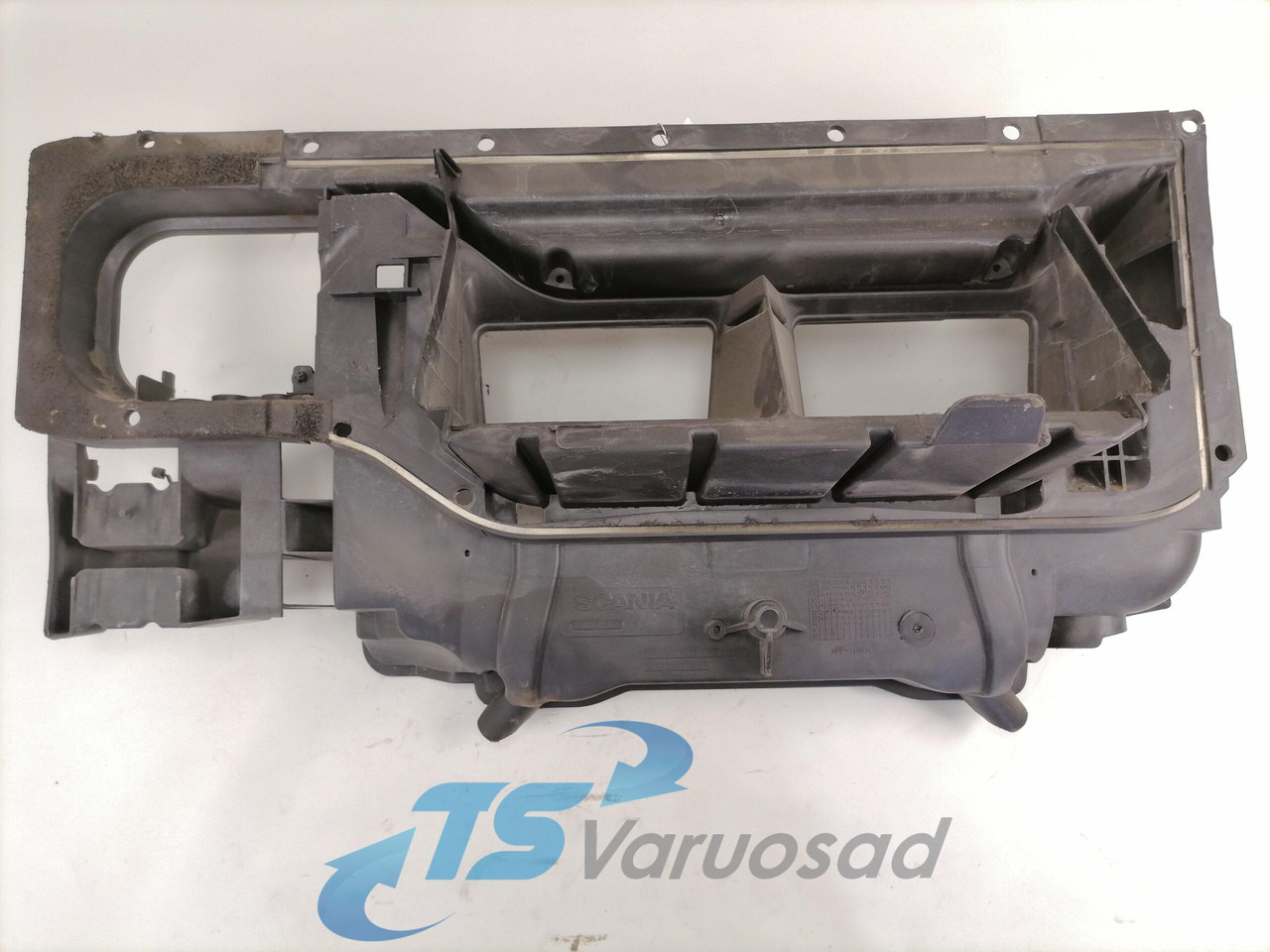 Scania Heating unit 1895576 - Pièce universelle pour Camion: photos 4 Scania Heating unit 1895576 - Pièce universelle pour Camion: photos 4