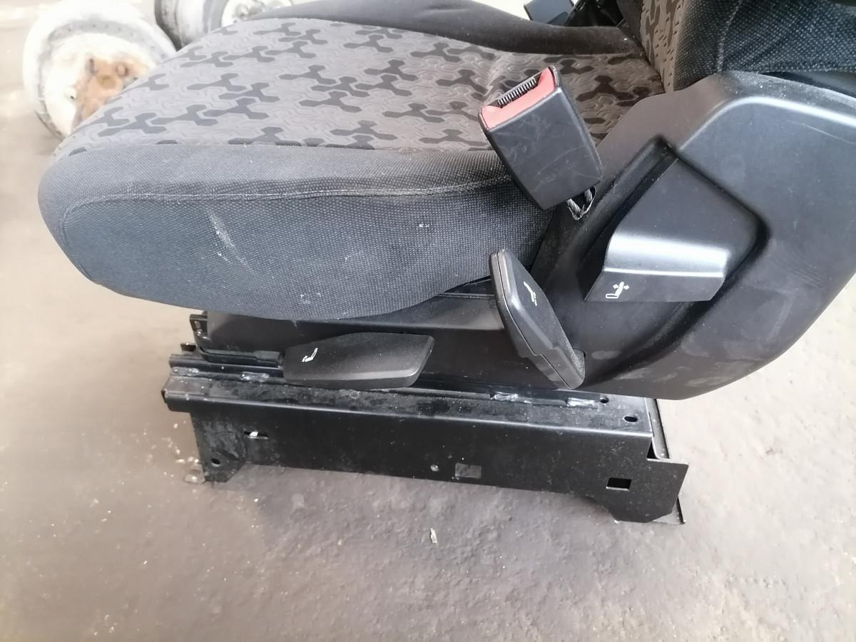 Scania Kaasreisija iste 2035826 - Siège pour Camion: photos 4 Scania Kaasreisija iste 2035826 - Siège pour Camion: photos 4