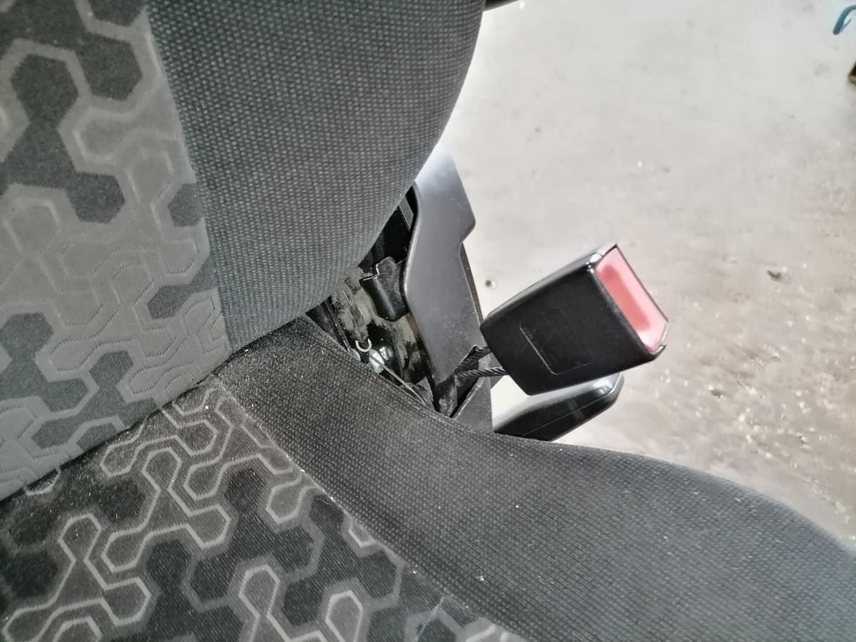 Scania Kaasreisija iste 2035826 - Siège pour Camion: photos 3 Scania Kaasreisija iste 2035826 - Siège pour Camion: photos 3