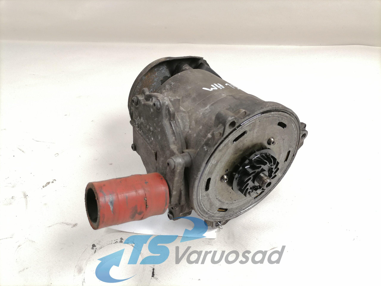 Scania Karterituulutuse õliaurude separaator 1921821 - Carter pour Camion: photos 2 Scania Karterituulutuse õliaurude separaator 1921821 - Carter pour Camion: photos 2