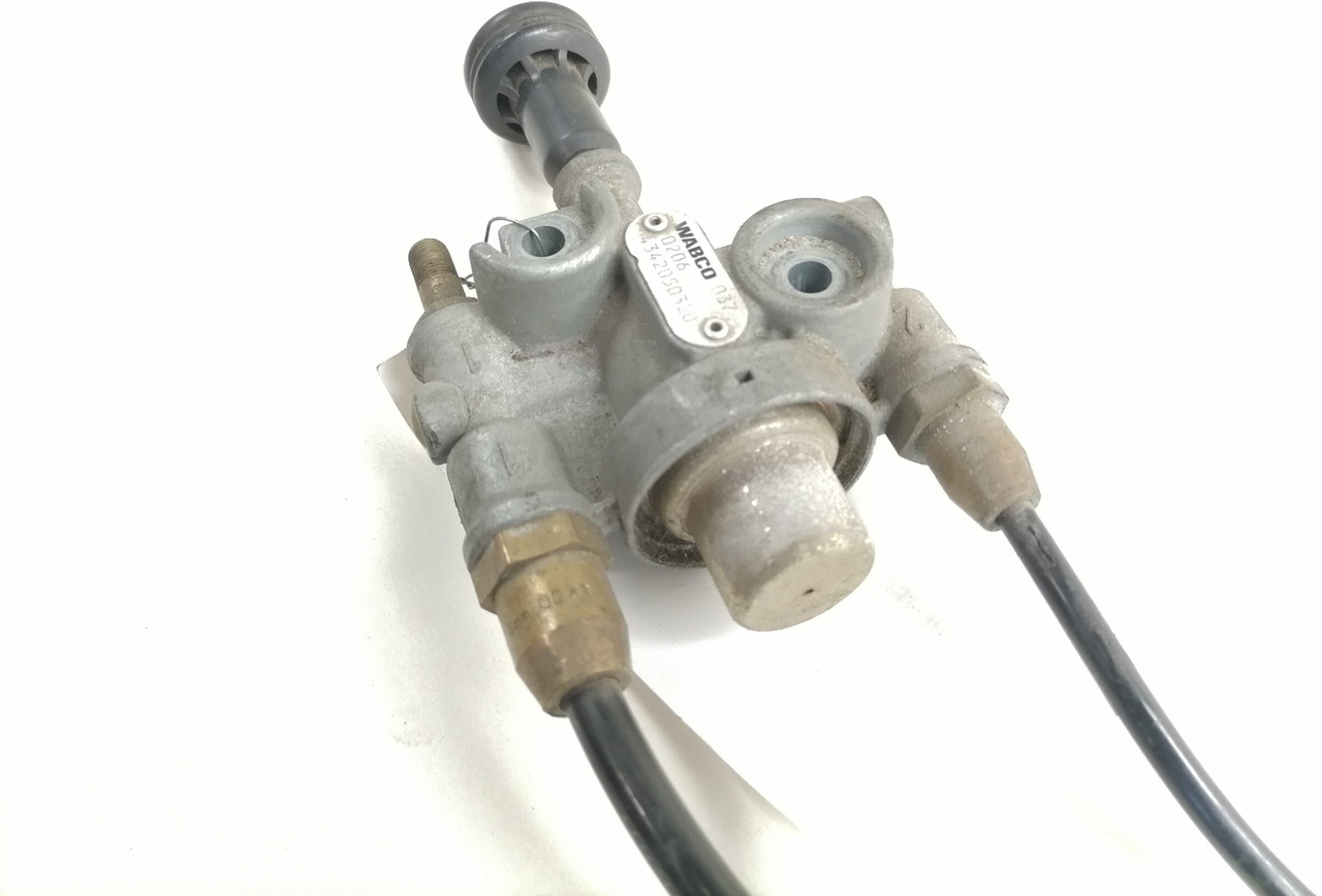 Scania Käsipiduri vabastusklapp 1503897 - Valve de frein pour Camion: photos 2 Scania Käsipiduri vabastusklapp 1503897 - Valve de frein pour Camion: photos 2