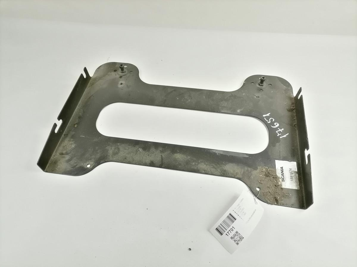 Scania Külmkapi kinnitus 1891674 - Pièce universelle pour Camion: photos 3 Scania Külmkapi kinnitus 1891674 - Pièce universelle pour Camion: photos 3