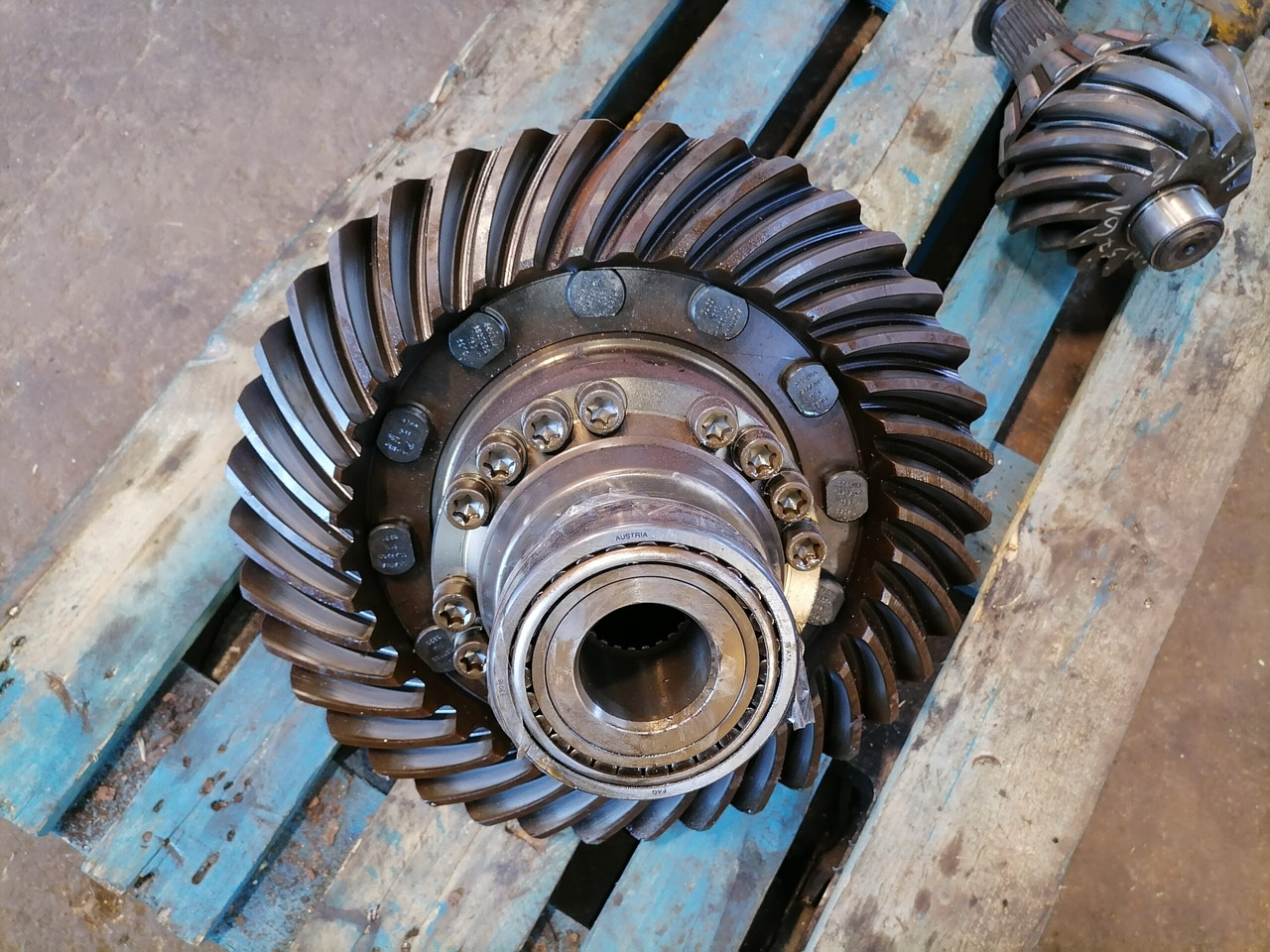 Scania Lõppülekanne R780 2,92 38:13 2135155 - Moteur de translation pour Camion: photos 3 Scania Lõppülekanne R780 2,92 38:13 2135155 - Moteur de translation pour Camion: photos 3