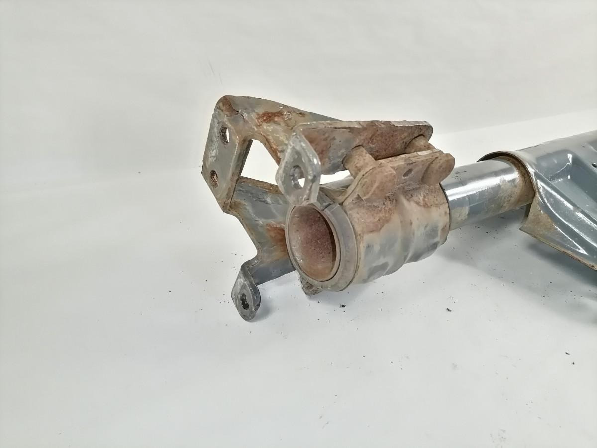 Scania Mudguard bracket 2800402 - Pièce universelle pour Camion: photos 3 Scania Mudguard bracket 2800402 - Pièce universelle pour Camion: photos 3