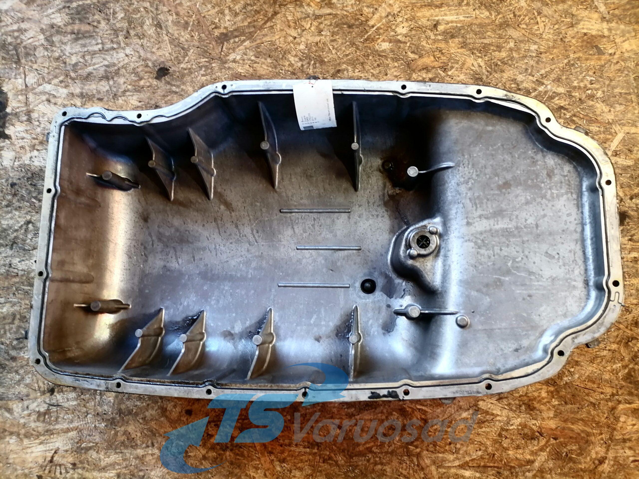 Scania Oil sump 1762255 - Carter d'huile pour Camion: photos 2 Scania Oil sump 1762255 - Carter d'huile pour Camion: photos 2