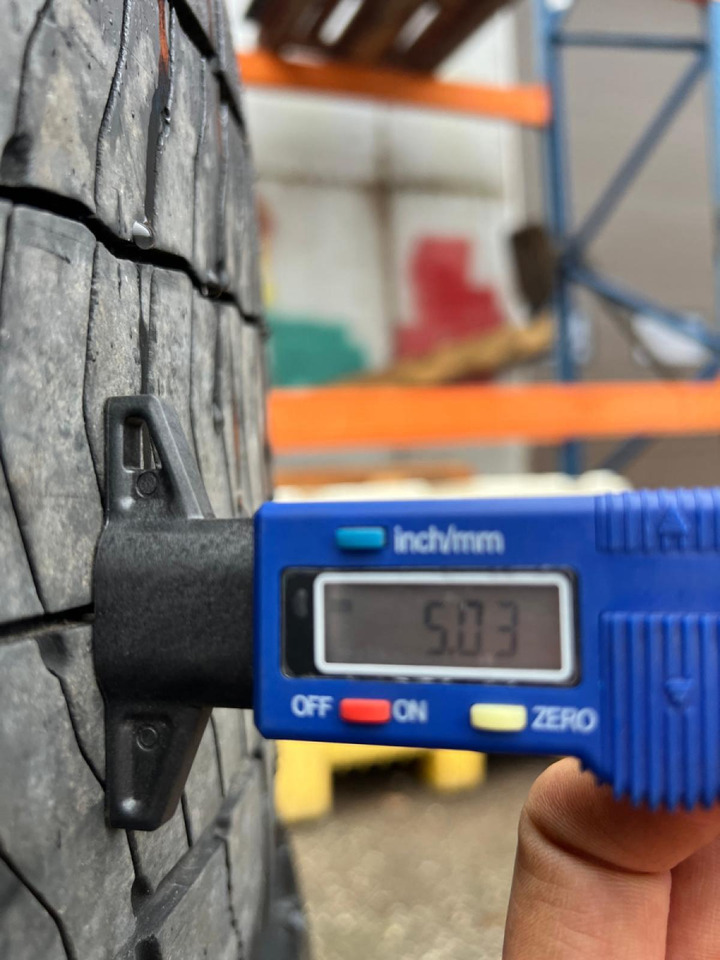 Scania Rehvid + veljed 315/70R22.5 31570R225 - Pneus et jantes pour Camion: photos 4 Scania Rehvid + veljed 315/70R22.5 31570R225 - Pneus et jantes pour Camion: photos 4