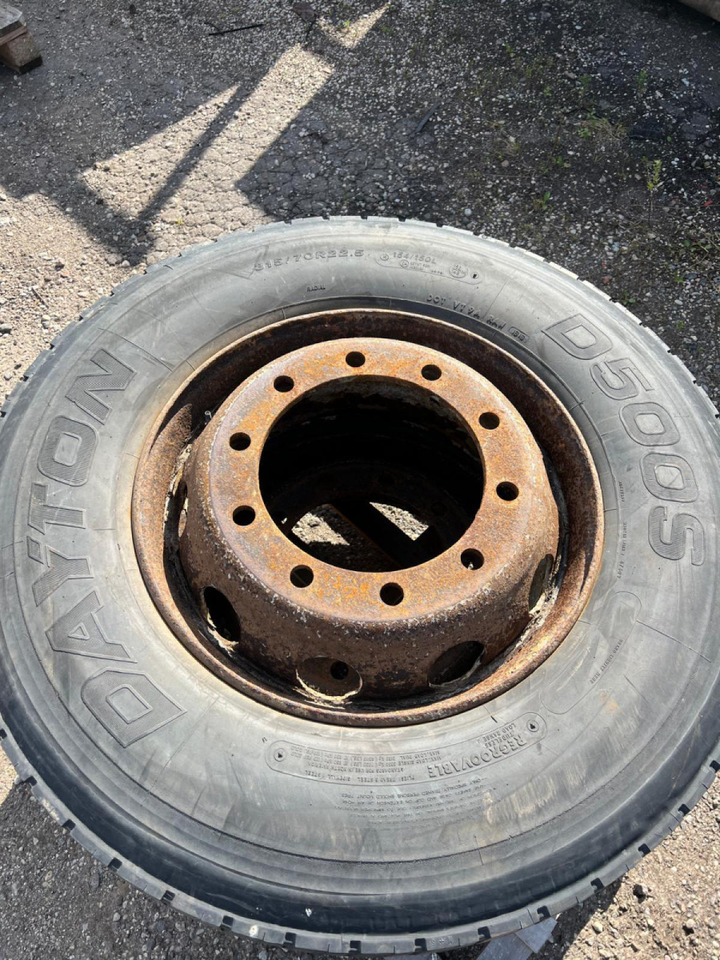 Scania Rehvid + veljed 315/70R22.5 31570R225 - Pneus et jantes pour Camion: photos 3 Scania Rehvid + veljed 315/70R22.5 31570R225 - Pneus et jantes pour Camion: photos 3